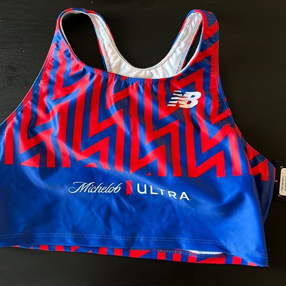 Michelob ultra new balance sports bra